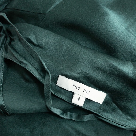 NEW The Sei Asymmetric Pleated Silk Satin Top 4 Beetle One Shoulder - Picture 4 of 10